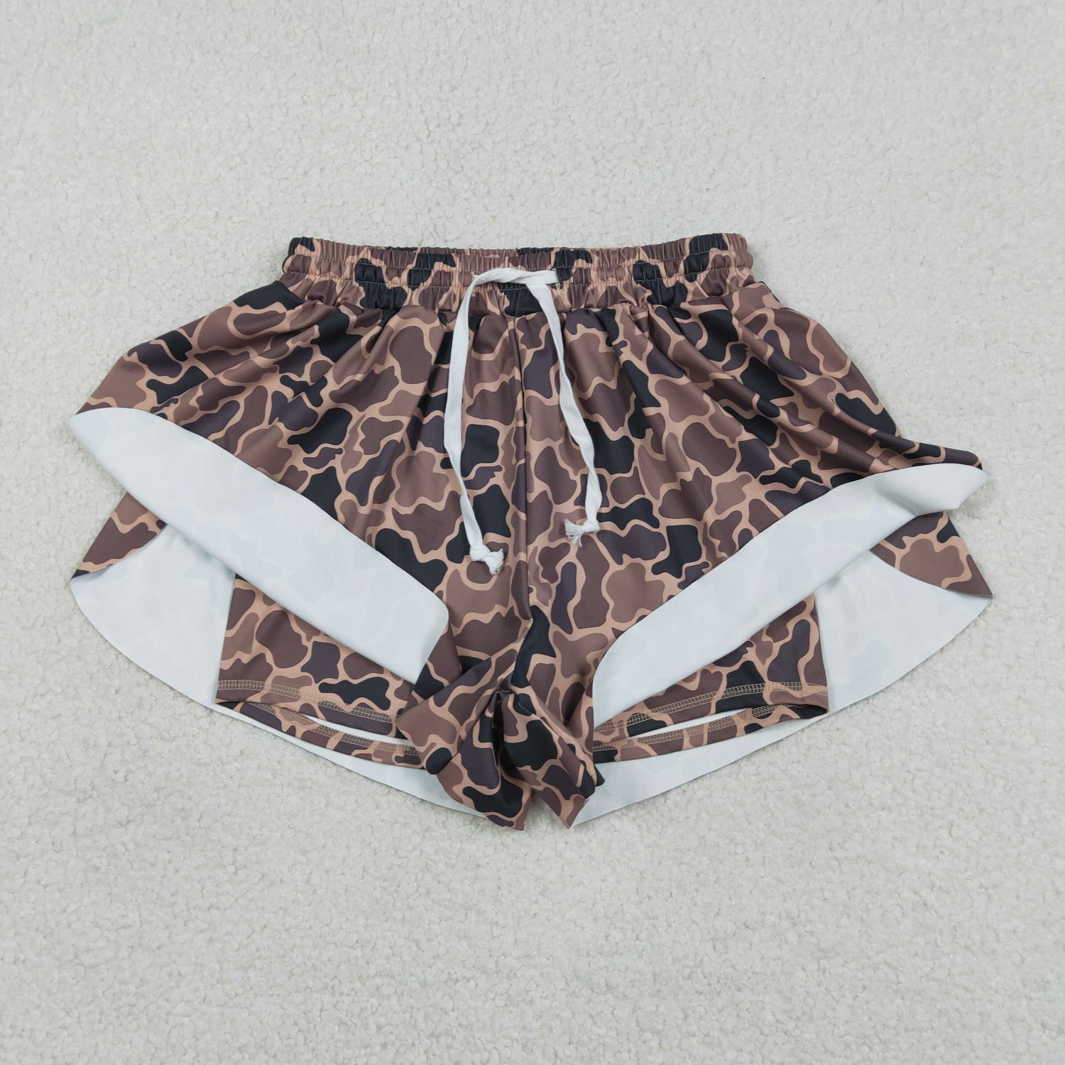 Women's Retro Camo Ruffle Shorts