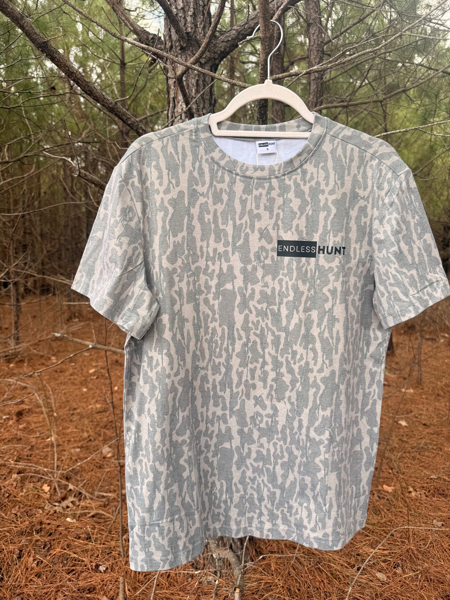 Adult Daybreak Whitetail Faded Tee