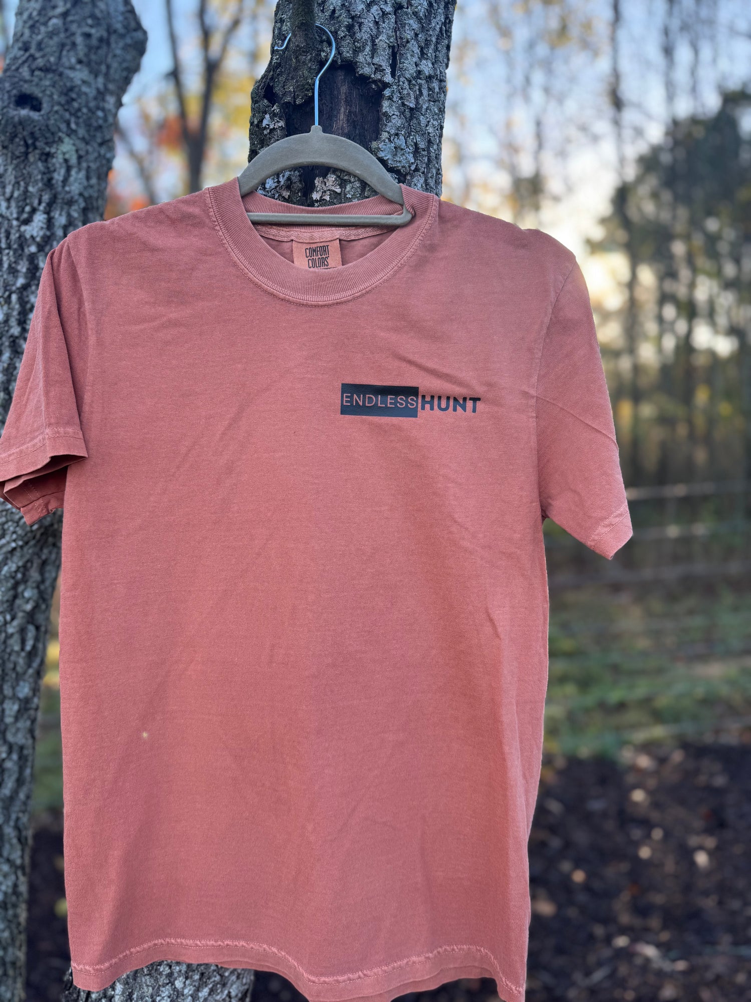 Sunrise Stand Short Sleeve Tee