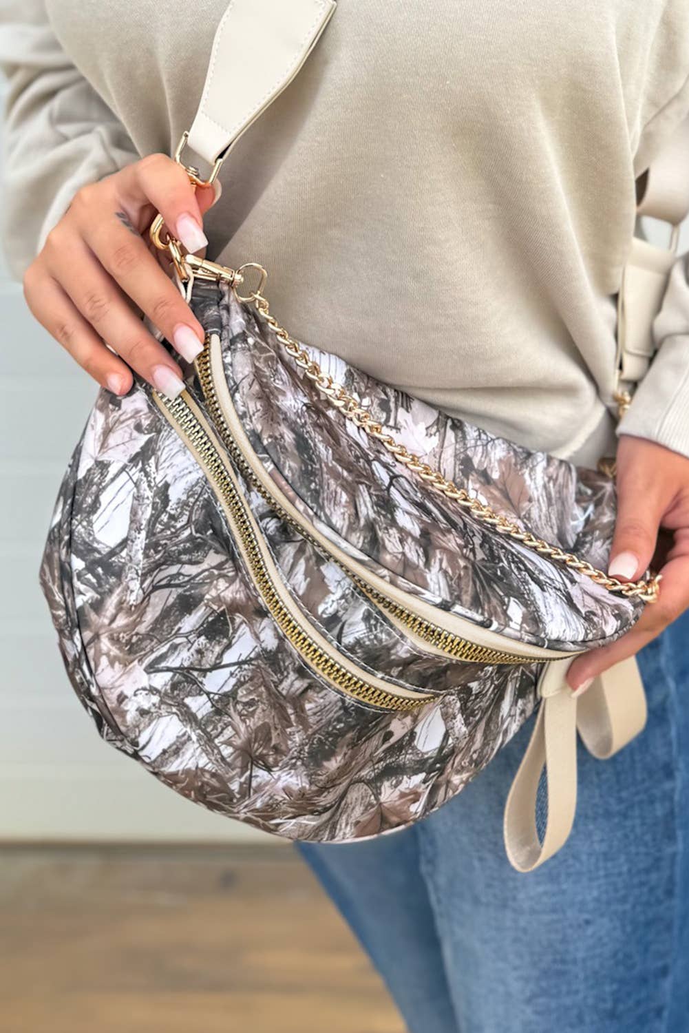 Trail Runner Crossbody