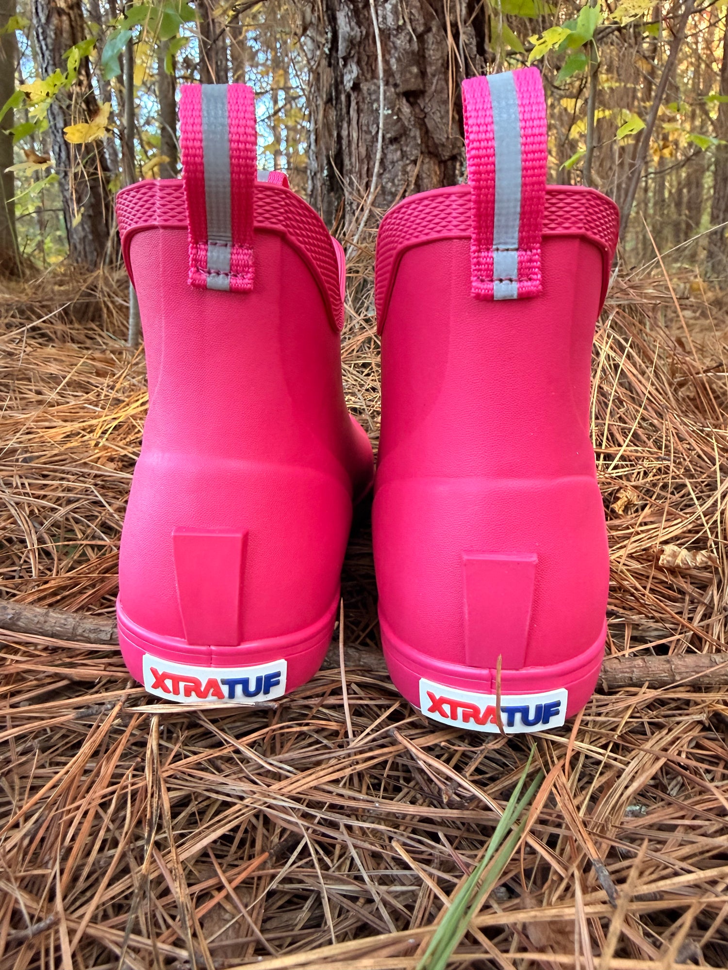 XtraTuf Youth Ankle Deck Boot - Neon Pink