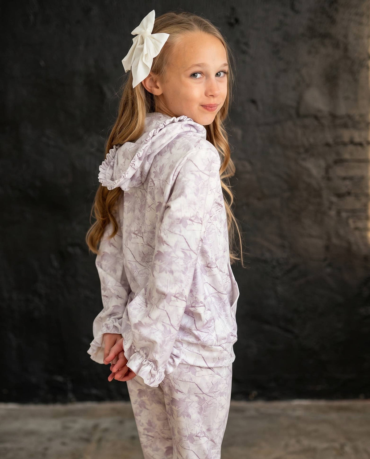 Kids Light Gray Camo Hooded Ruffle Pocket  Set