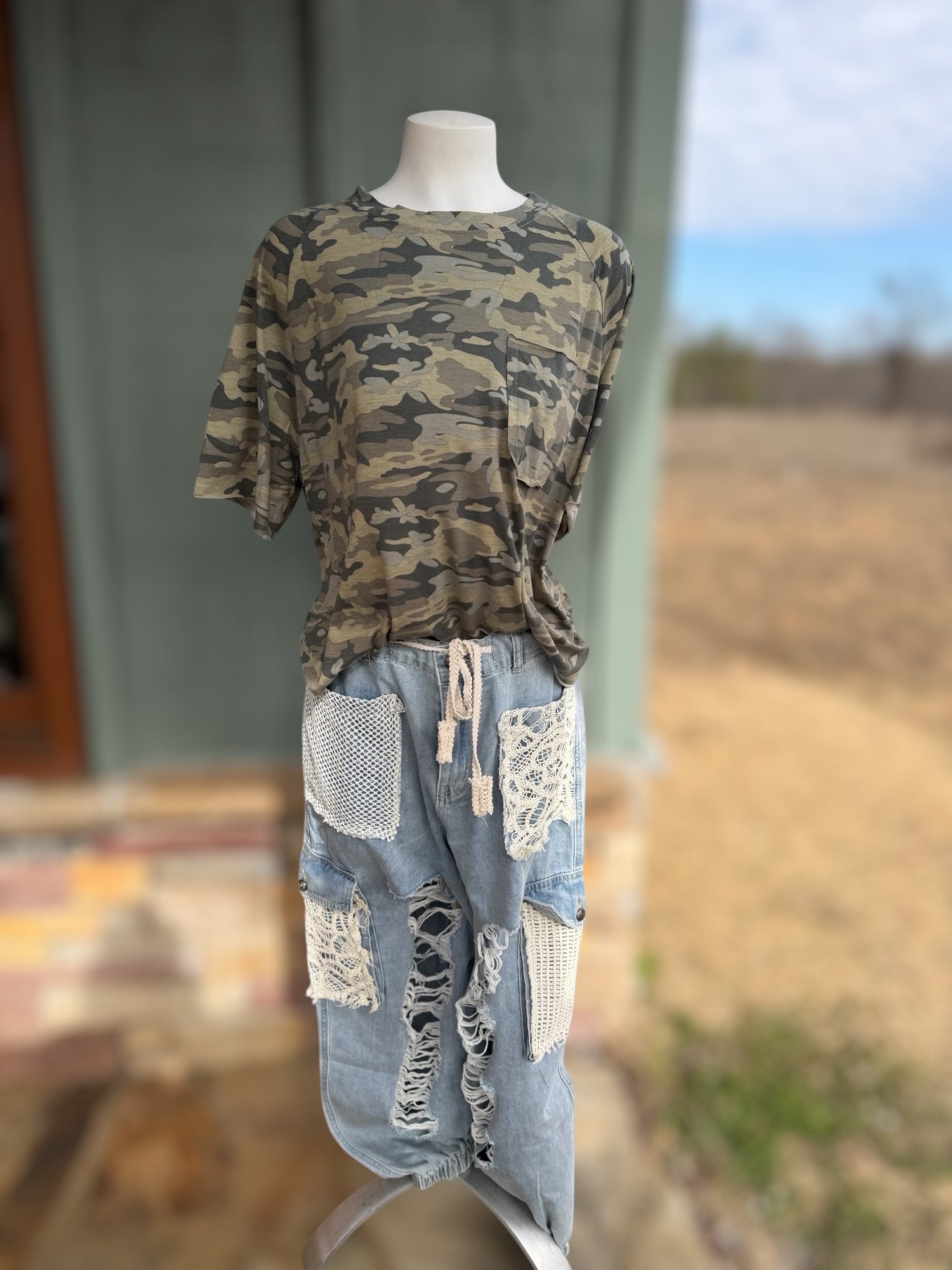 Field and Thread Patch Pants