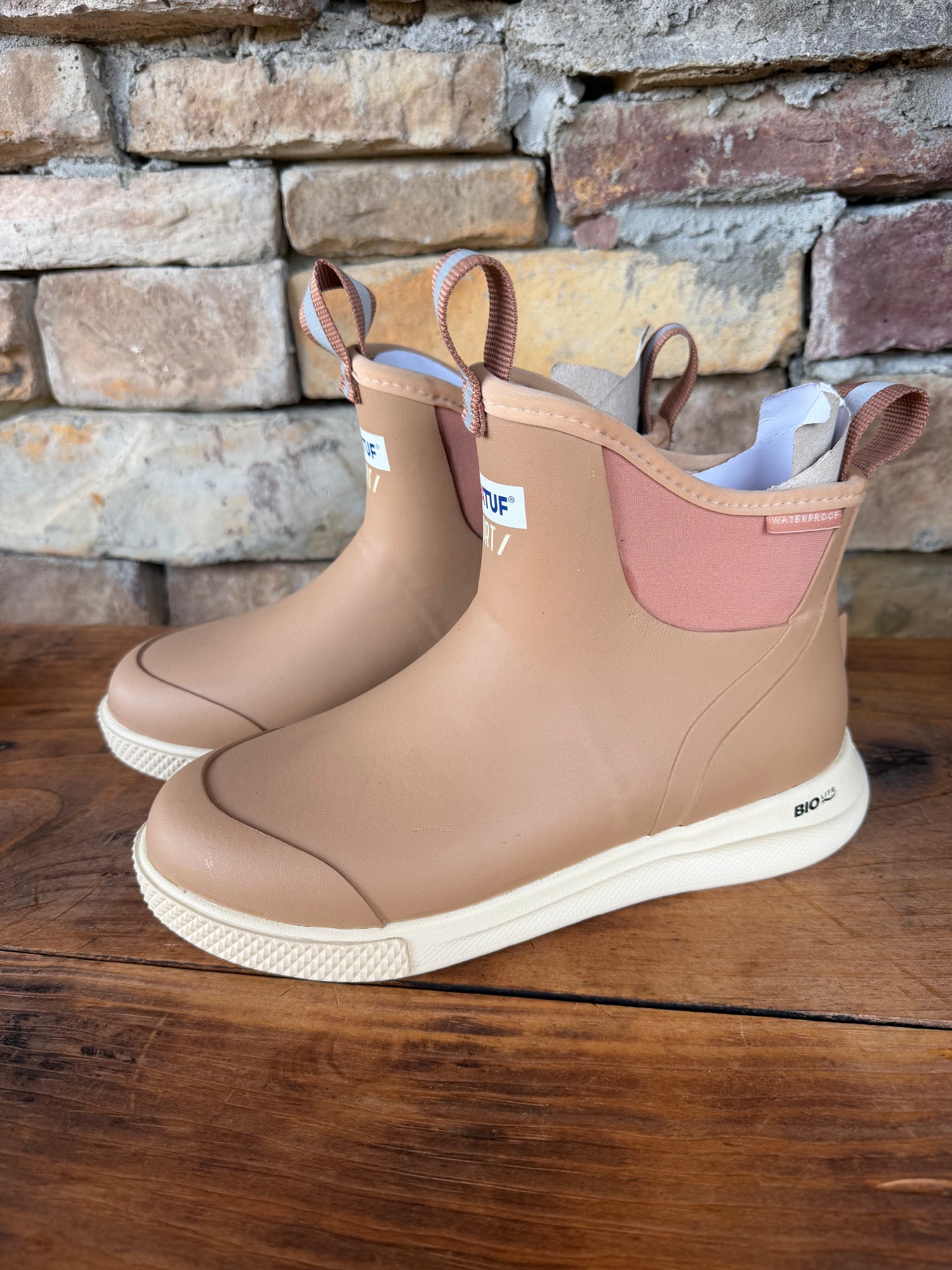 XtraTuf Women's Ankle Deck Boot SPORT