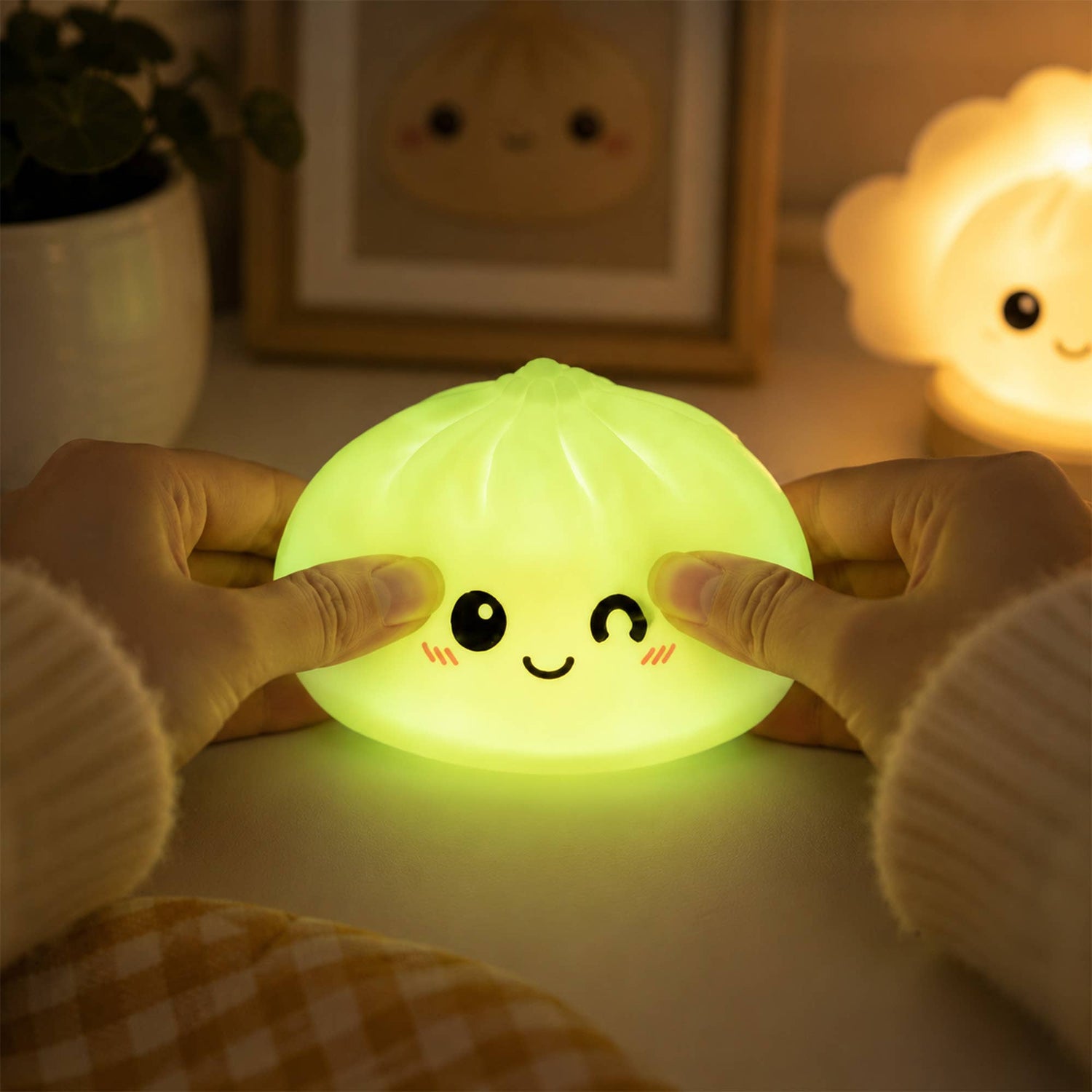 Glow-in-the-Dark Dumpling Squishy Mystery