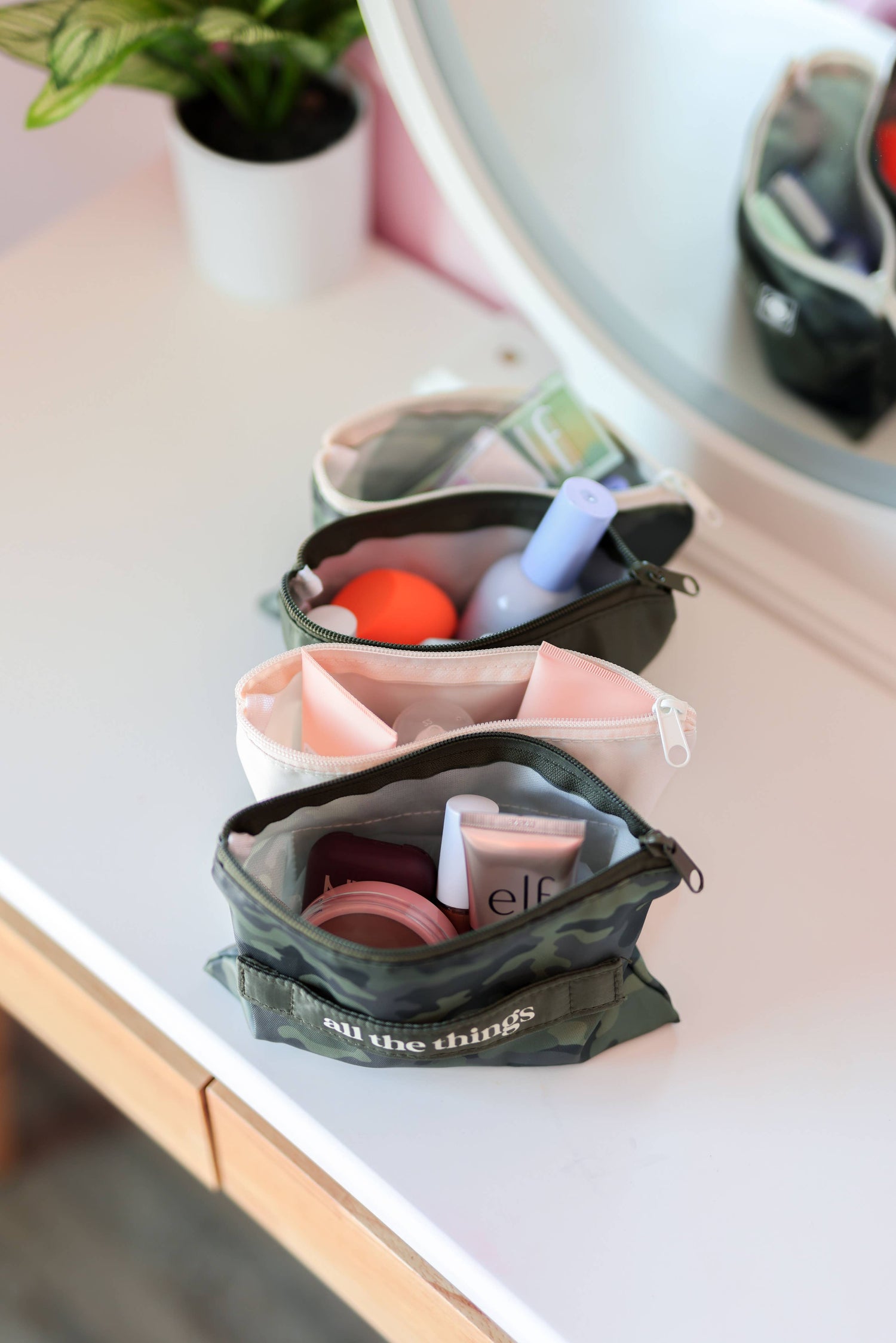 Hometown Camo Expandable Organizer